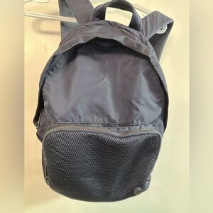 Lululemon everywhere backpack